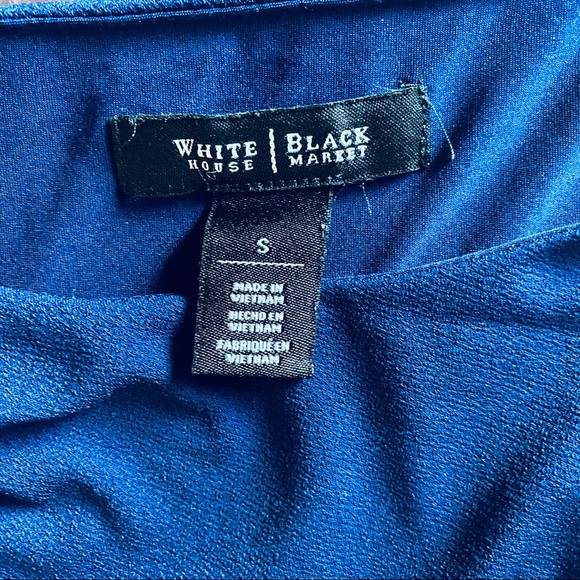 WHBM Blue Sleeveless Blouse with Button Detail - Picture 5 of 6